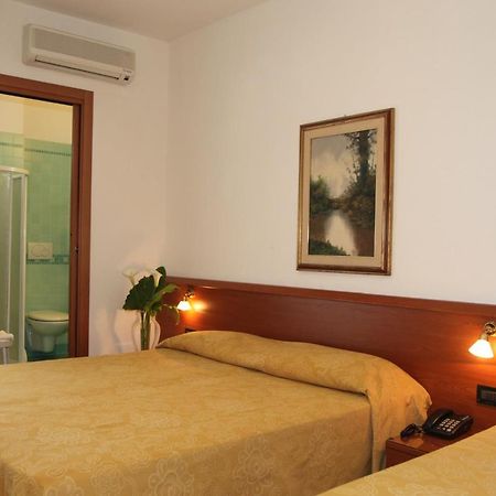 Hotel Gran Venere Beach 3 Superior Bibione Exterior photo